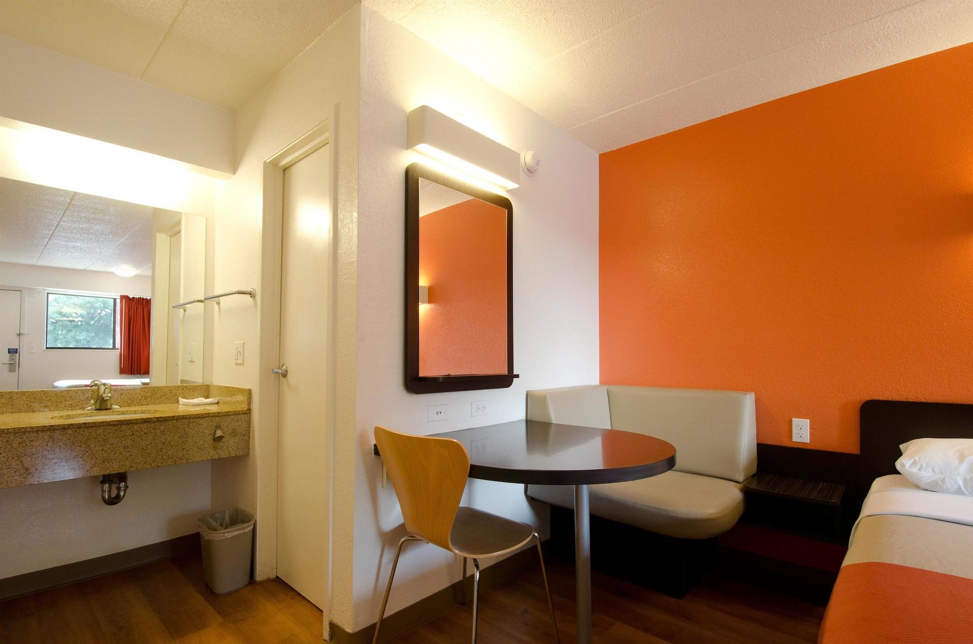 Motel 6-Gaithersburg, Dc - Washington מראה חיצוני תמונה